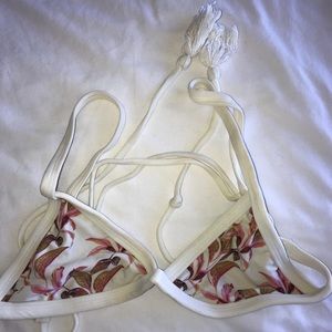 Poshpua floral bikini top